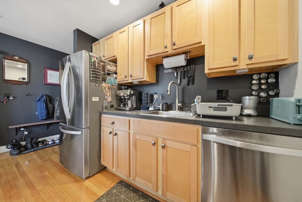 220 Spencer Ave # 104, Chelsea MA 02150 photo 5