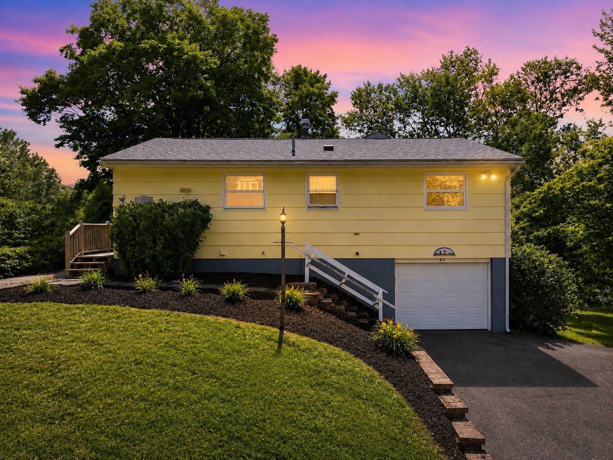 66 Pierce Rd, West Brookfield MA 01585