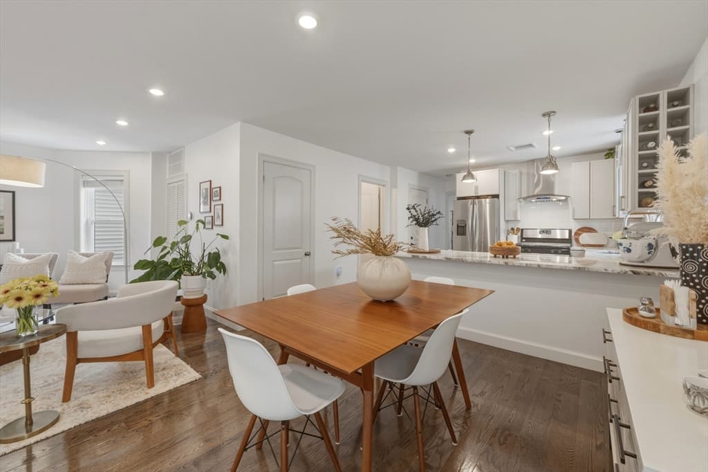 22 Otis St # 1, Somerville MA 02145 photo 3