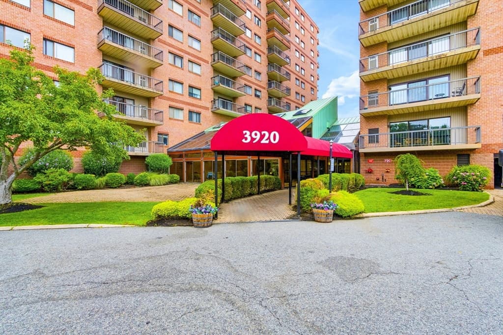 3920 Mystic Valley Parkway # 709, Medford MA 02155 photo 2