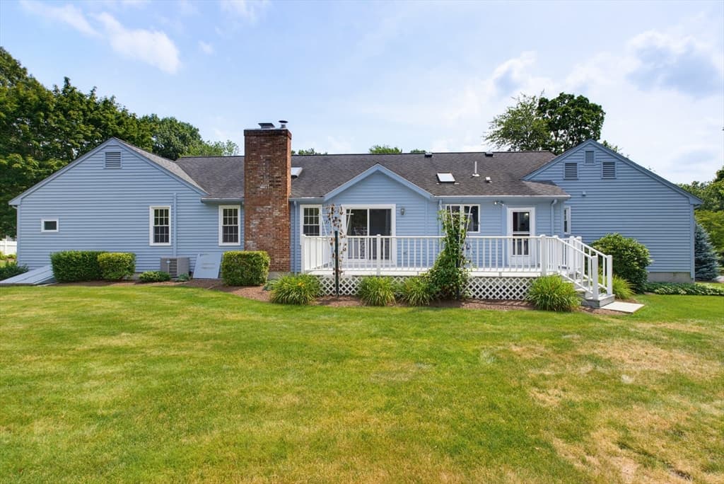 110 Colonial Road, North Attleboro MA 02760 photo 34