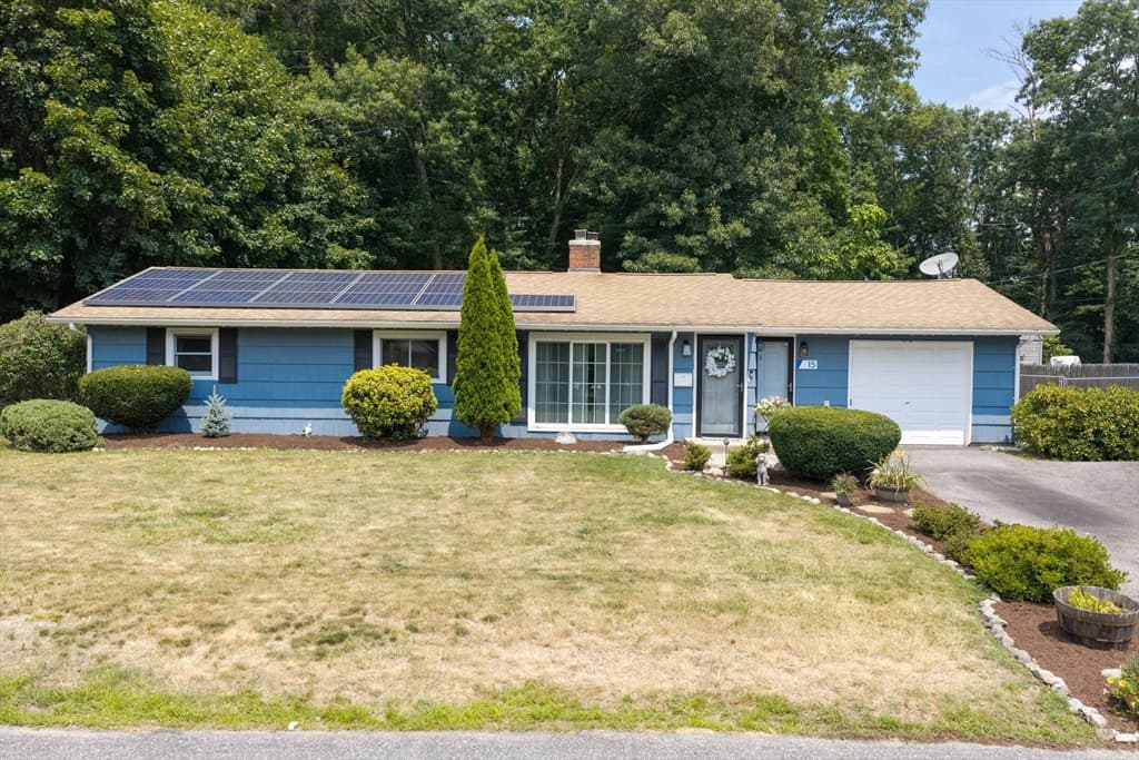 15 Michael Rd, Framingham MA 01701 photo 2