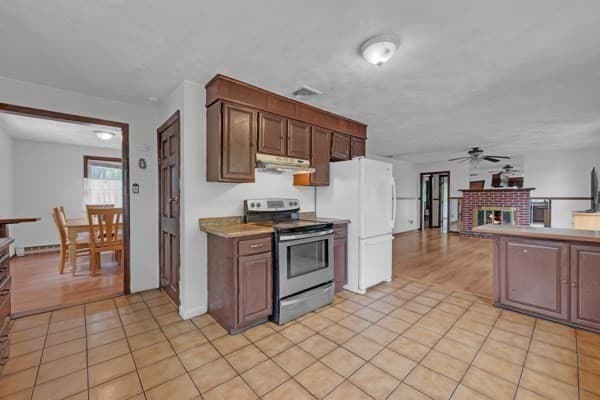 21 N Steele St, Worcester MA 01607 photo 17