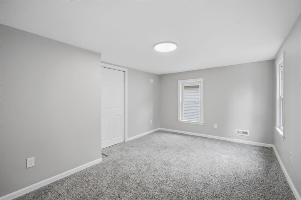 55 Fuller St, Chicopee MA 01020 photo 29