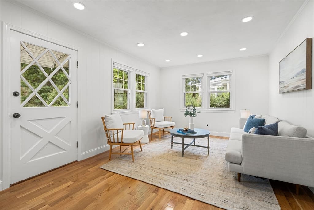 567 Winthrop St, Medford MA 02155 photo 18