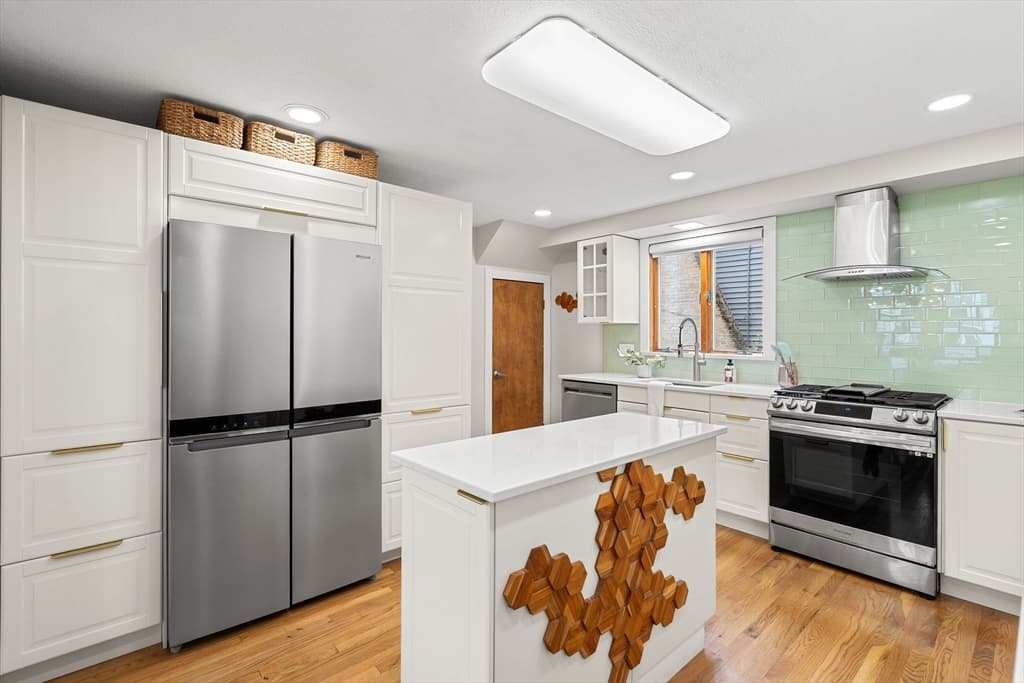 567 Winthrop St, Medford MA 02155 photo 11