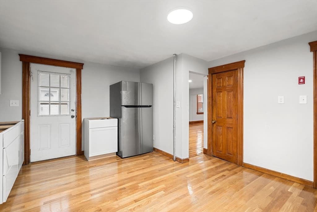 13 Oxford St, Lynn MA 01902 photo 15