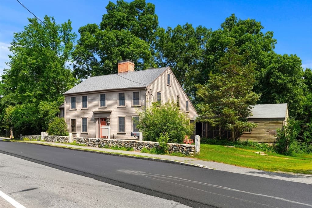 17 Elm St, North Reading MA 01864 photo 3