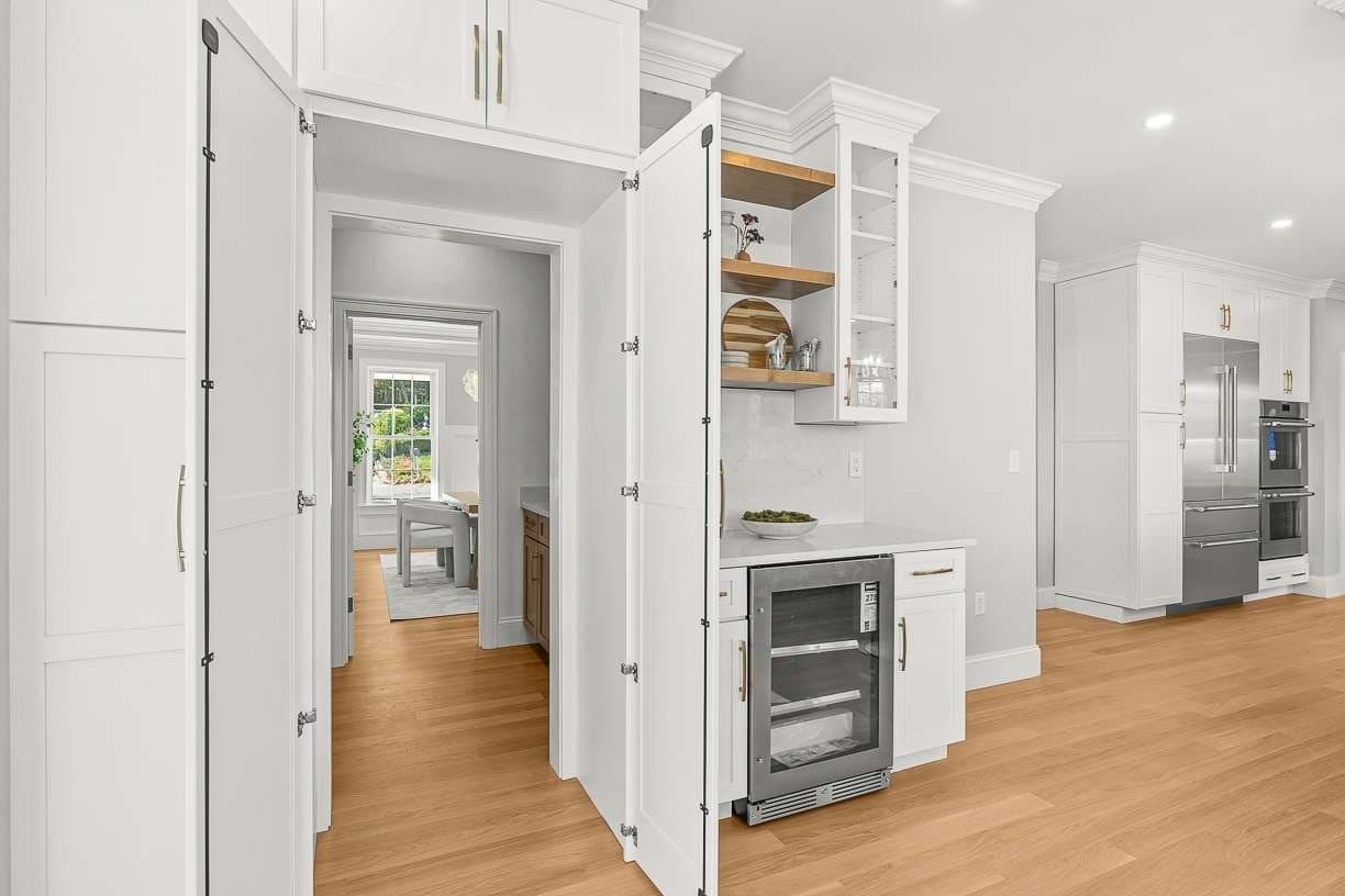 Single Family Residence at 14 Liana Street, Woburn MA 01801, Woburn, photo 12 of 42