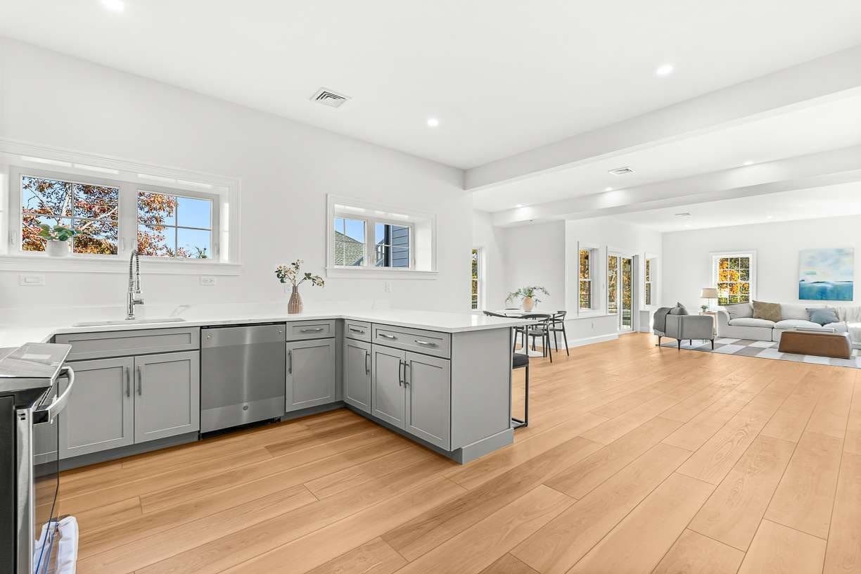 Single Family Residence at 14 Liana Street, Woburn MA 01801, Woburn, photo 22 of 42