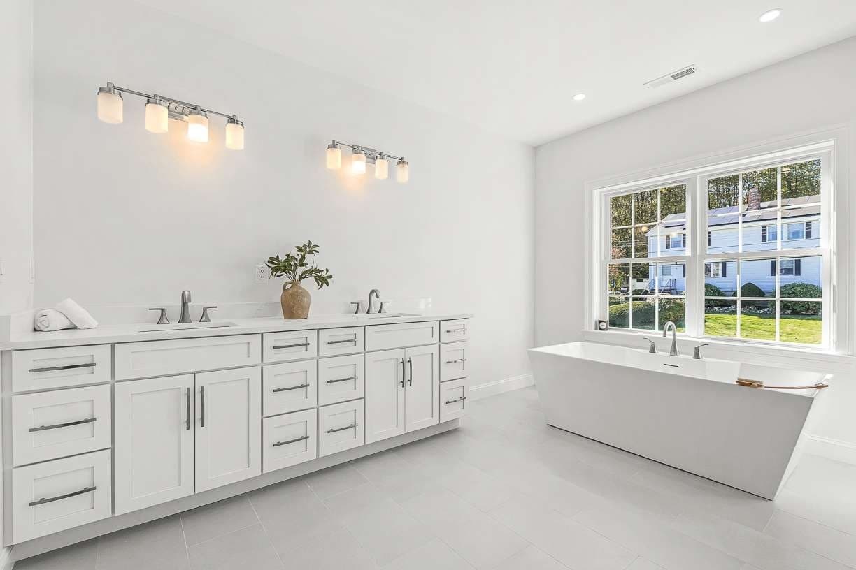 Single Family Residence at 14 Liana Street, Woburn MA 01801, Woburn, photo 32 of 42