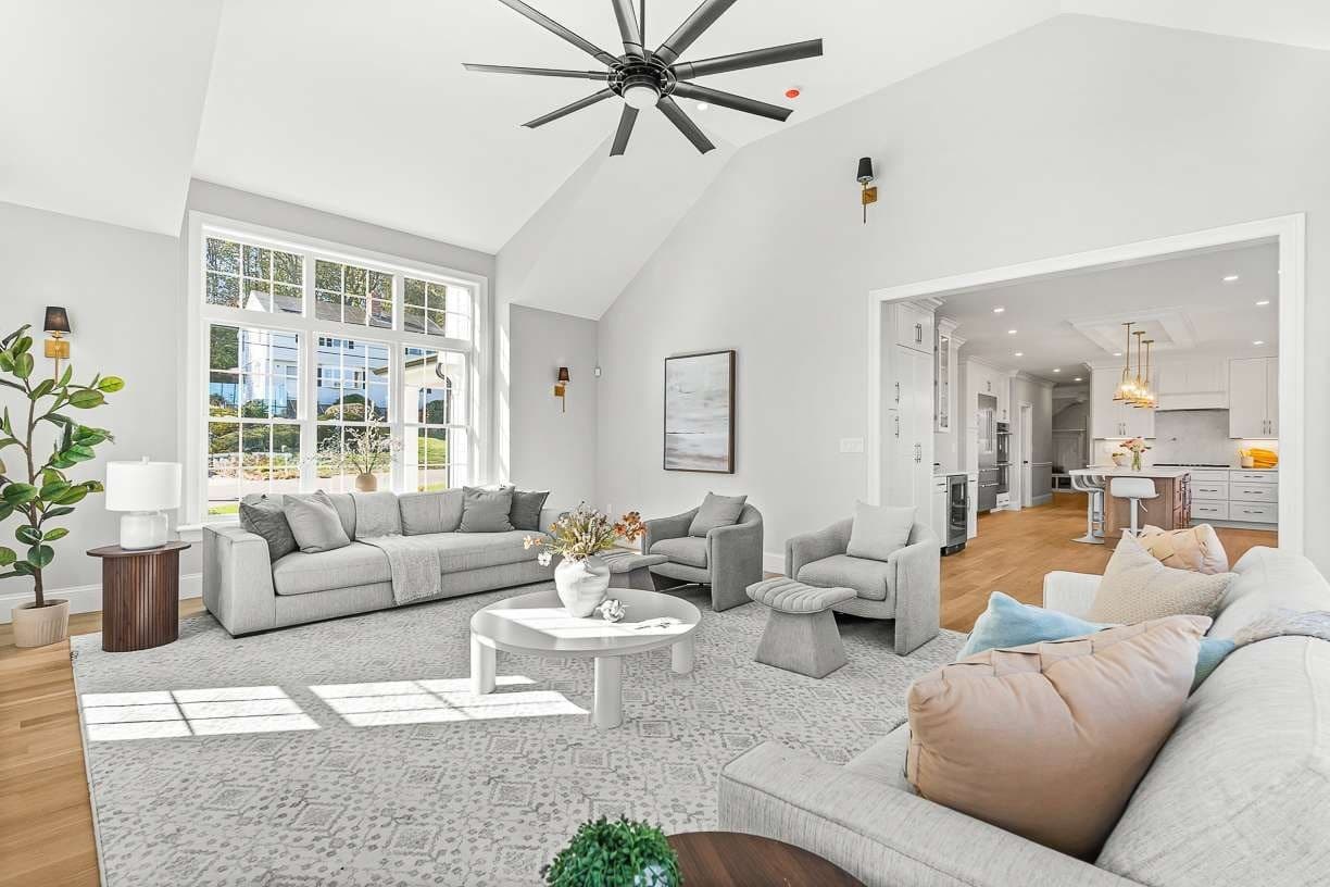 Single Family Residence at 14 Liana Street, Woburn MA 01801, Woburn, photo 5 of 42