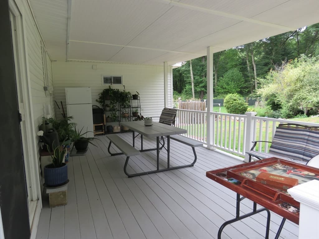 89 N High Street, Foxboro MA 02035 photo 23