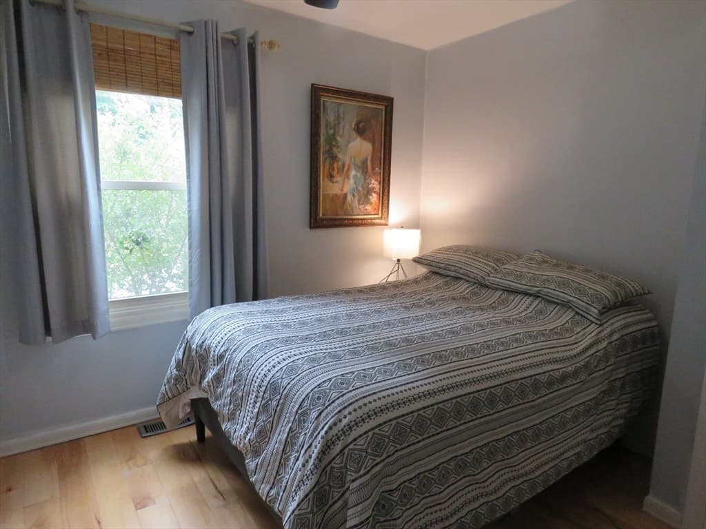 89 N High Street, Foxboro MA 02035 photo 13