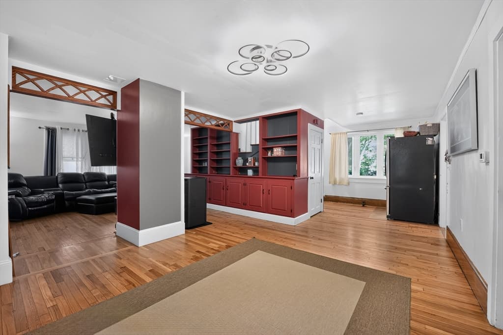 207 N Central St, East Bridgewater MA 02333 photo 17