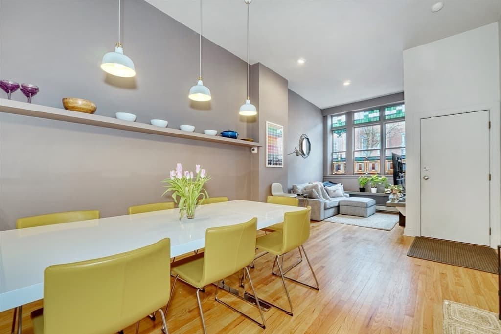 70 Clarendon St # A, Boston MA 02116