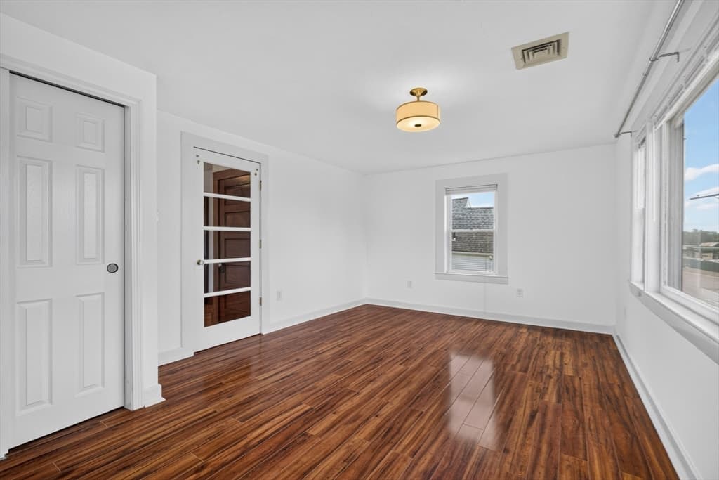 34 Bay View St, Quincy MA 02169 photo 13