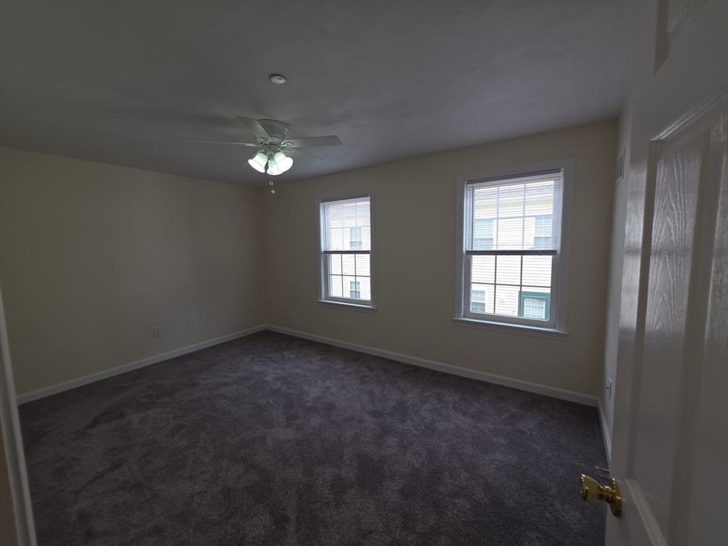 958 Warren Ave # 8, Brockton MA 02301 photo 11
