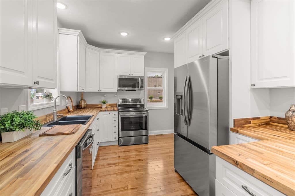 329 Pleasant Street, Ashland MA 01721 photo 8