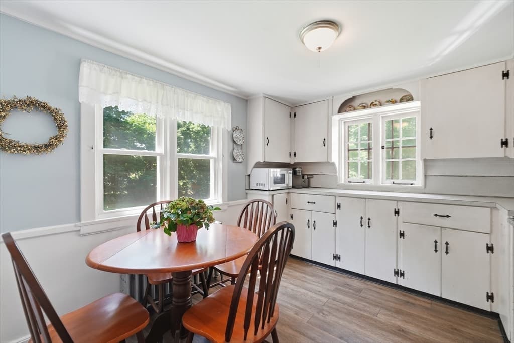 211 Main St, Wilbraham MA 01095 photo 16