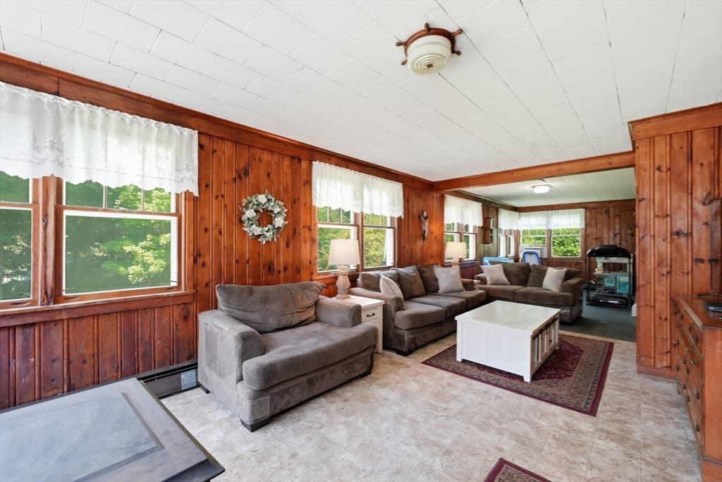 211 Main St, Wilbraham MA 01095 photo 12