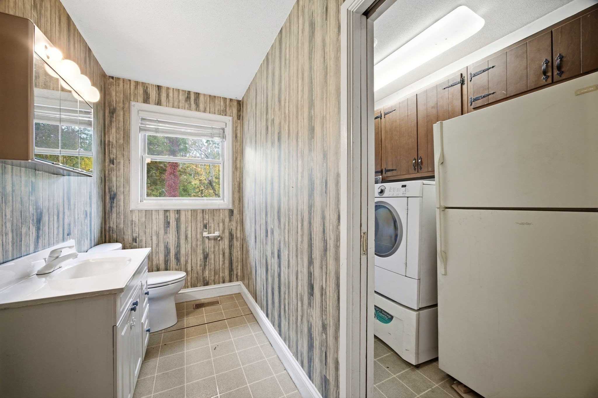 Single Family Residence at 10 Lyman Barnes Rd, Brimfield MA 01010, Brimfield, photo 23 of 42