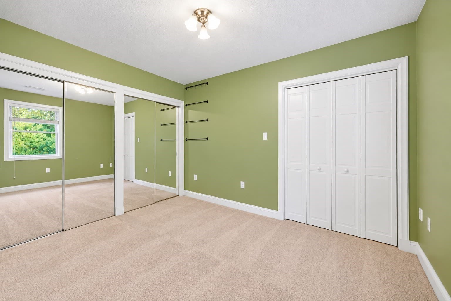 Single Family Residence at 10 Lyman Barnes Rd, Brimfield MA 01010, Brimfield, photo 13 of 42