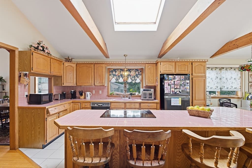 32 Brayton Rd, Boston MA 02135 photo 4