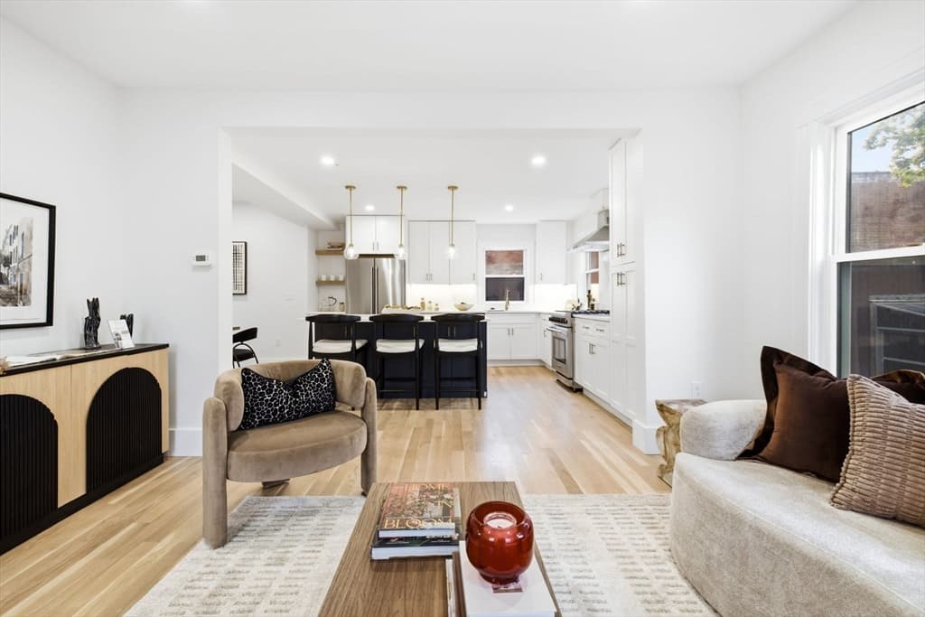 80 Dell Ave, Melrose MA 02176 photo 6