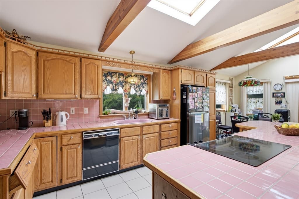 32 Brayton Rd, Boston MA 02135 photo 5