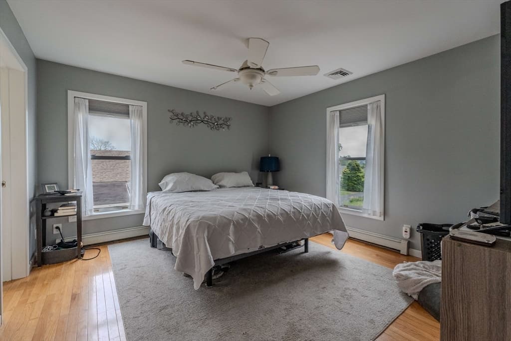 360 Perron Ave, Somerset MA 02726 photo 12