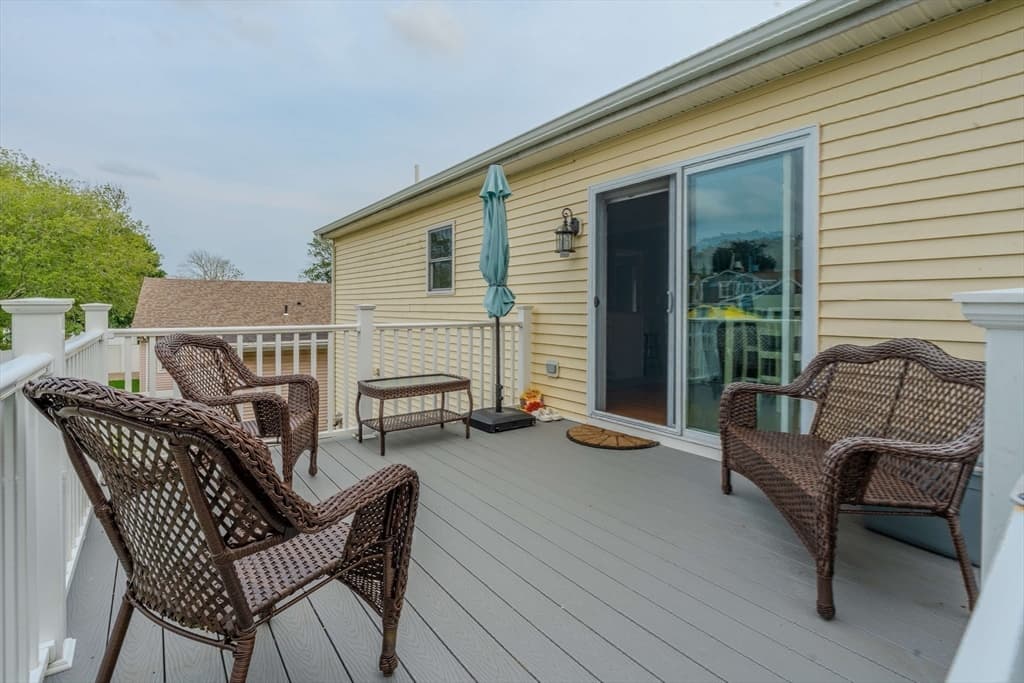 360 Perron Ave, Somerset MA 02726 photo 19