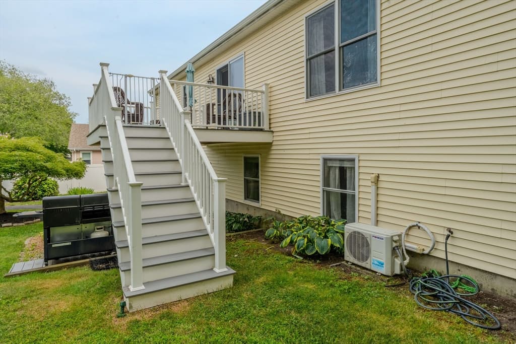 360 Perron Ave, Somerset MA 02726 photo 35