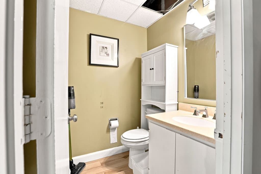 210 Nahanton St # 116, Newton MA 02459 photo 8