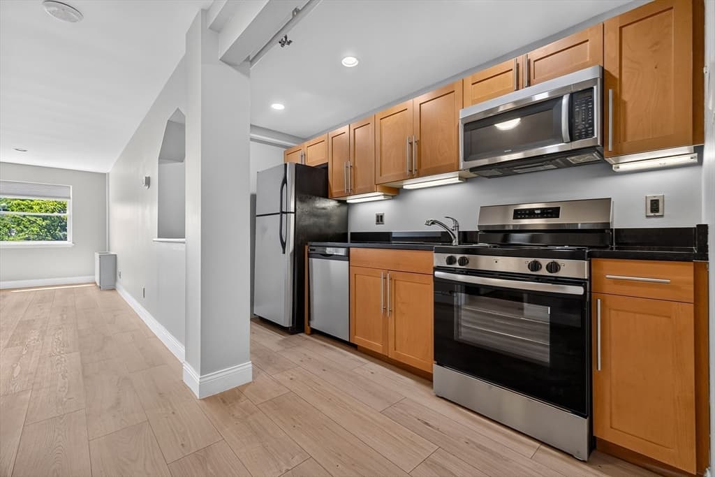 1600 Beacon St # 904, Brookline MA 02446 photo 3