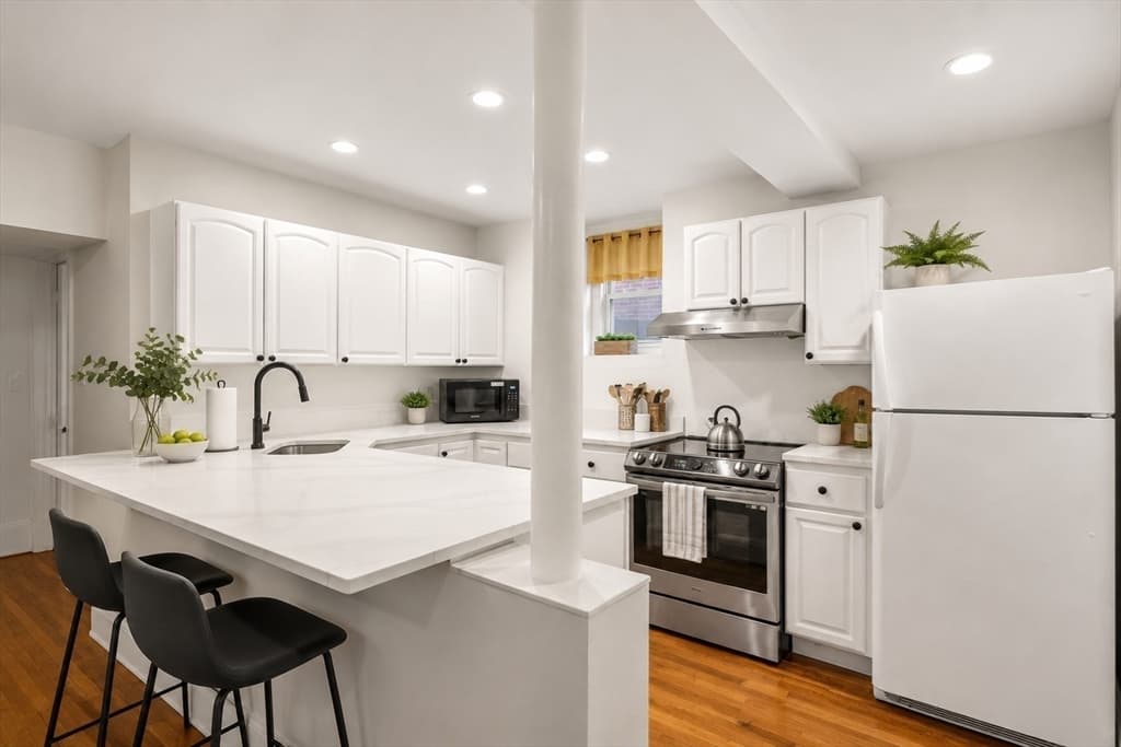 16 Garrison Road # 7A, Brookline MA 02445 photo 4