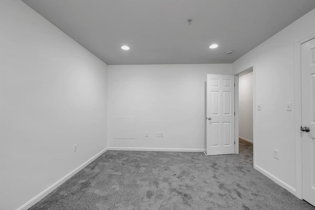 688 Gorham Street # 688, Lowell MA 01852 photo 18