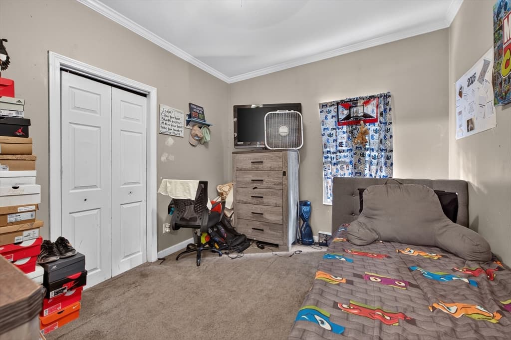 5 Diamond St, Worcester MA 01610 photo 8