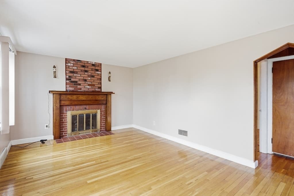 6 Devine Rd, Randolph MA 02368 photo 14