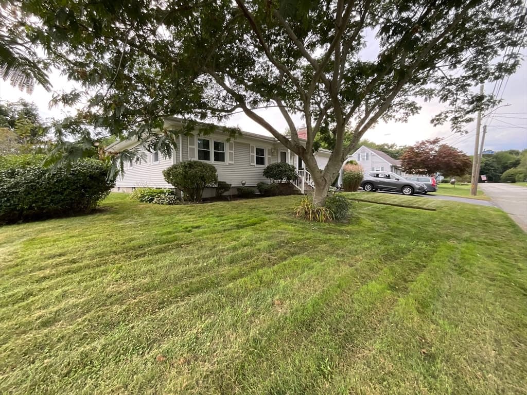 55 Evans St, Somerset MA 02726 photo 5