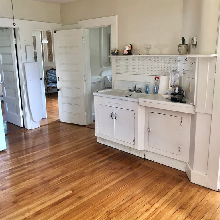 16 California Court, Clinton MA 01510 photo 6