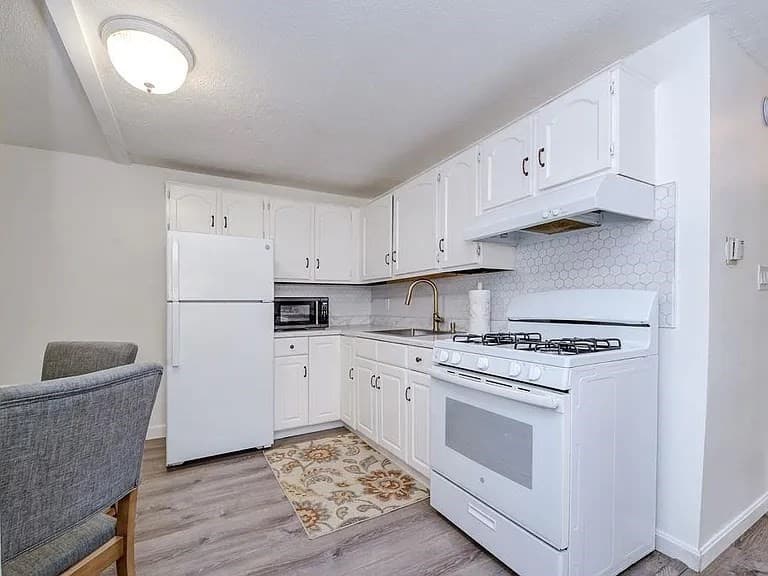 5 Lancelot Ct # 2, Salem NH 03079 photo 5