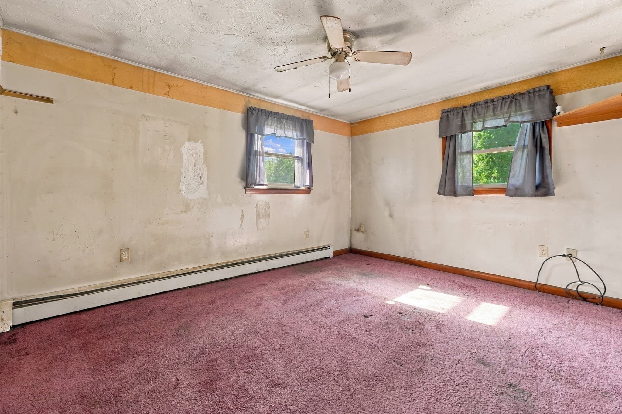 Single Family Residence at 122 Paula Cir, East Brookfield MA 01515, East Brookfield, photo 24 of 38