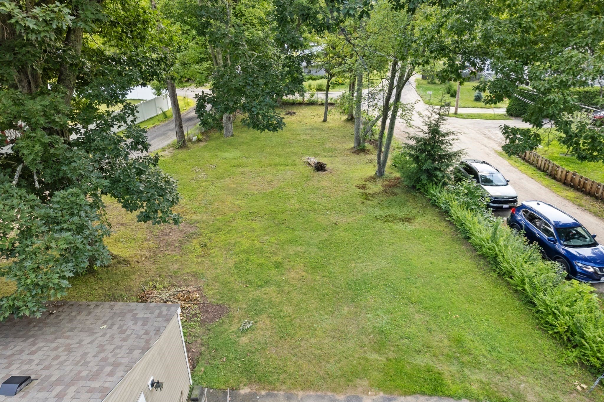 Single Family Residence at 122 Paula Cir, East Brookfield MA 01515, East Brookfield, photo 35 of 38