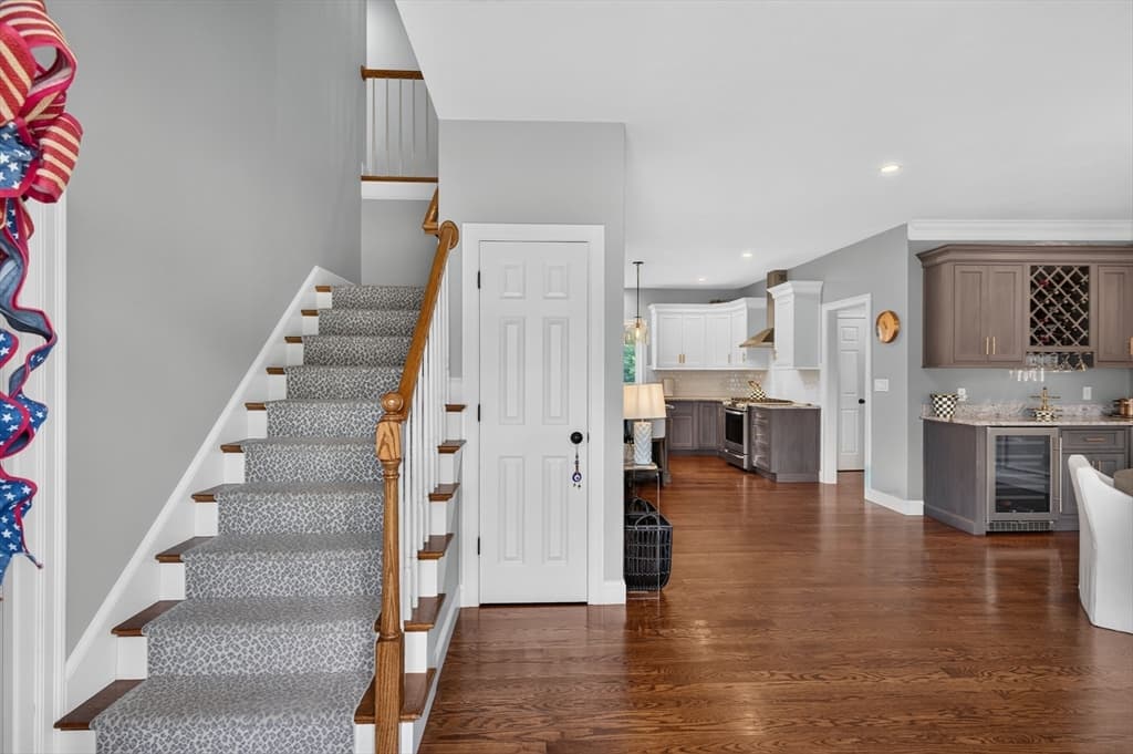 20 Kelly Ln, Brockton MA 02301 photo 12