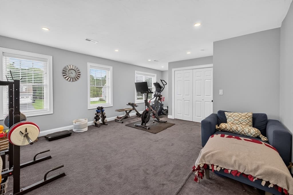 20 Kelly Ln, Brockton MA 02301 photo 35