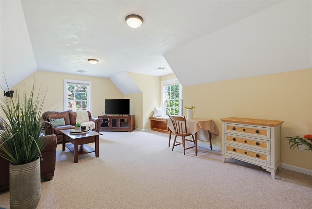 31 Hockanum Rd, Hadley MA 01035 photo 32