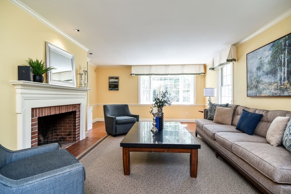 9 Buttercup Ln, Dover MA 02030 photo 3