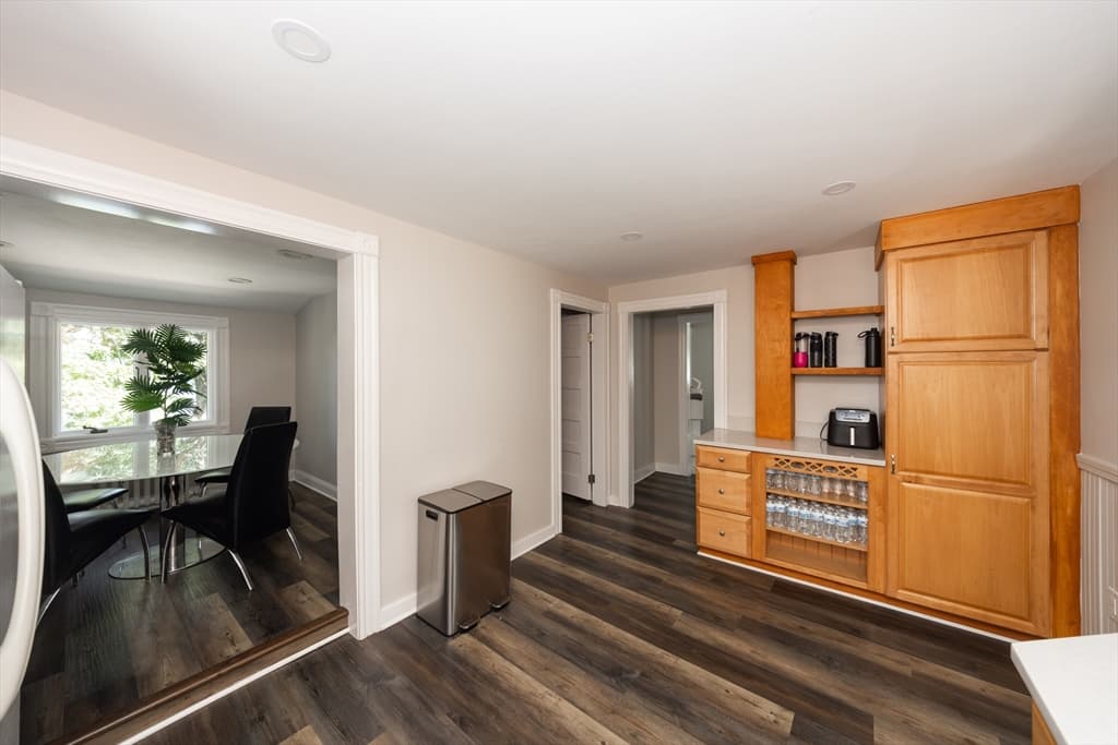 435 Lake Ave, Worcester MA 01604 photo 6