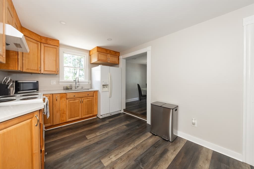435 Lake Ave, Worcester MA 01604 photo 7